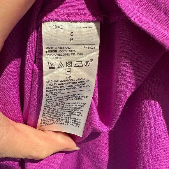 Banana Republic Size Small Fairy Boho Orchid Color Knit blouse Silky Bow neck - Picture 6 of 8